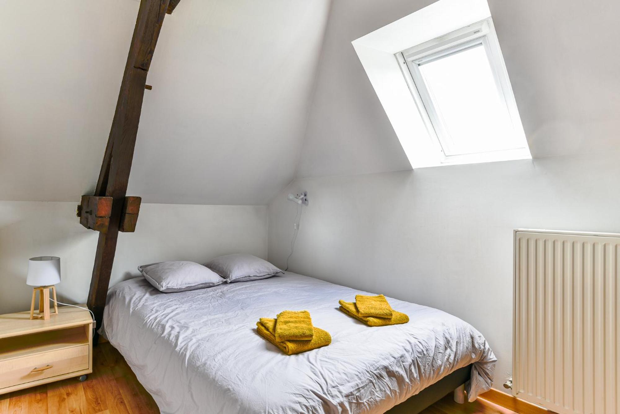 Appartement Spacieux Et Lumineux - Centre - Bord Loire - Climatisation - Wifi - Tout Confort Saumur Exterior photo